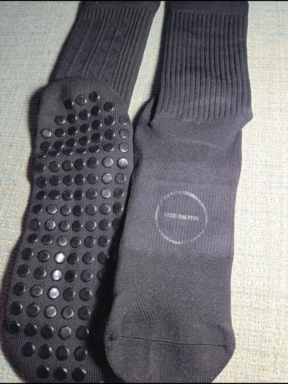 Men's White Non-Slip Athletic Crew Socks